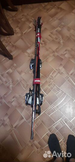 Горные лыжи и ботинки