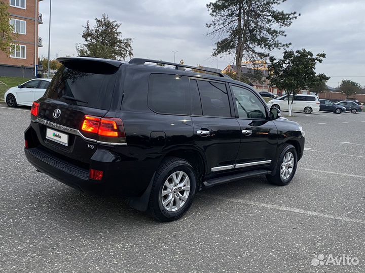 Toyota Land Cruiser 5.7 AT, 2008, 524 000 км