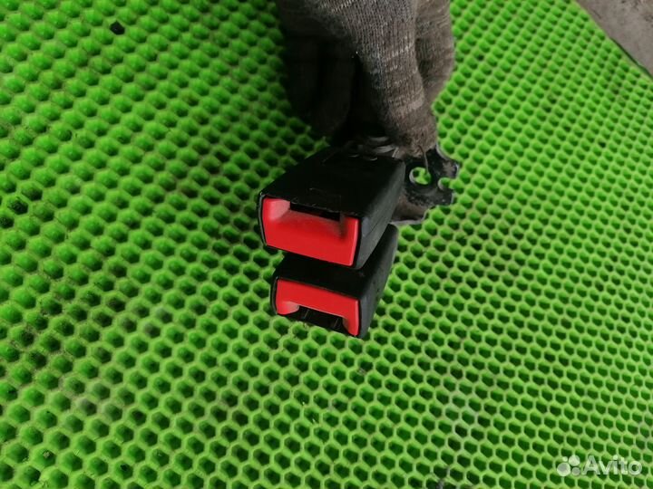 Фиксатор ремня для Ford Focus III 2011-н.в