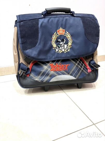 Школьный рюкзак -портфель на колесиках