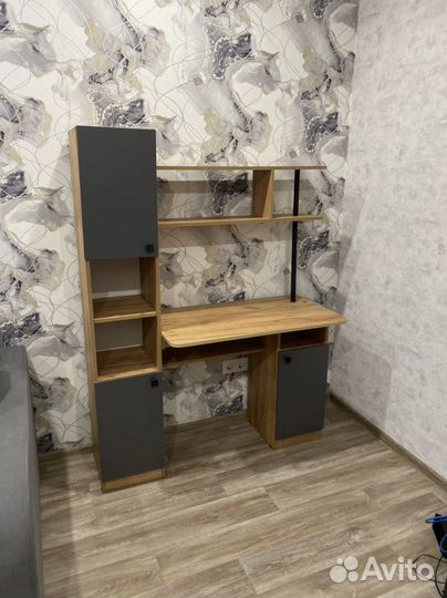 Компьютерный стол новый