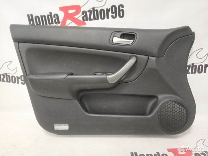 Дверная карта (обшивка ) передняя левая Honda