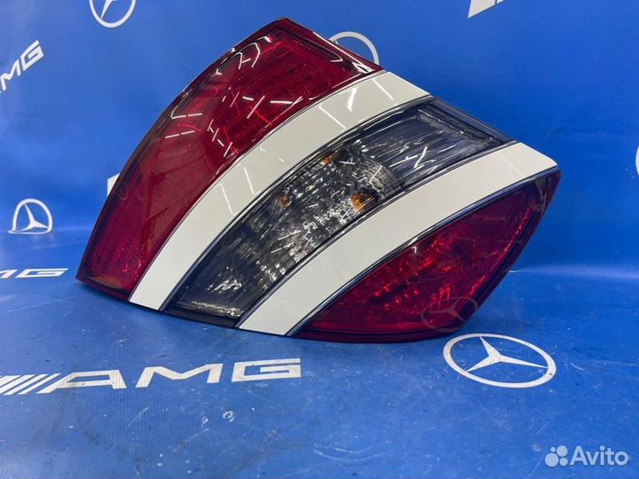 Задний фонарь Mercedes S500 W221.171 M273 273.961