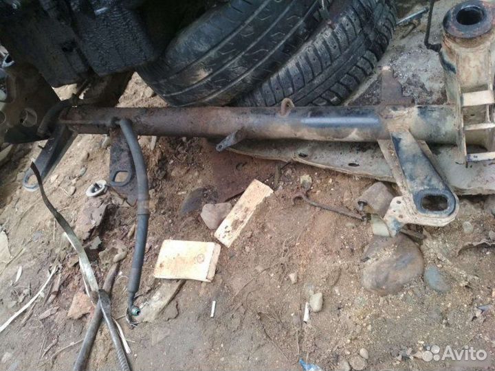 Подрамник Mercedes-Benz Vito W638