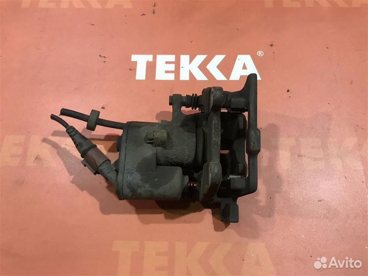 Суппорт задний правый Ауди А6 Ц6