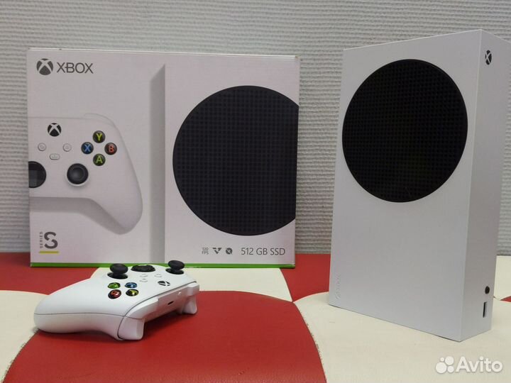 Игровая приставка Xbox Series S 512Gb + подписка