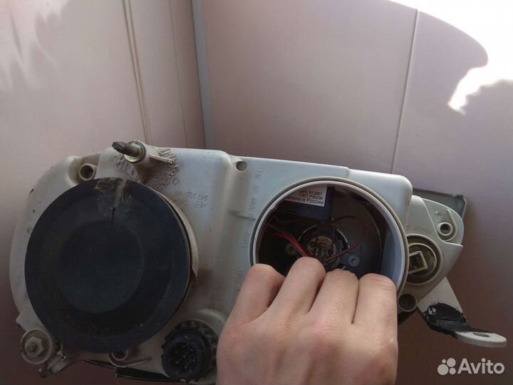 Фара газ-31105 крайслер