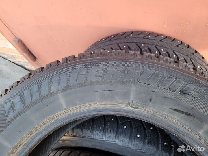 Bridgestone Ice Cruiser 7000 235/65 R18 75Q