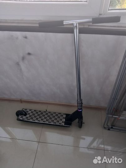 Трюковой самокат стрит