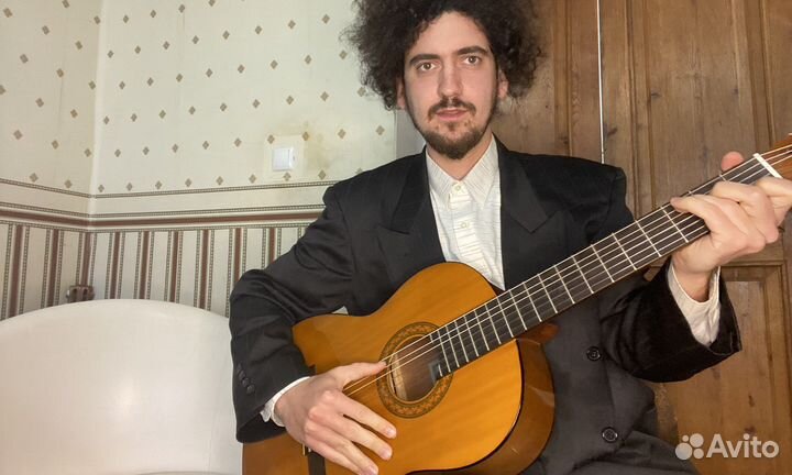 Уроки игры на гитаре блок-флейте скрипке укулеле