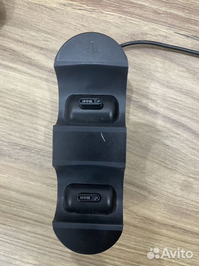 Sony playstation 4 pro, 2 джойстика + зарядка