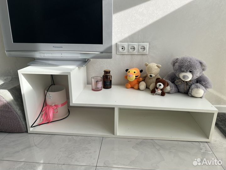 Полка под тв