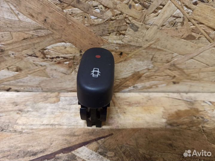 Кнопка Renault Symbol