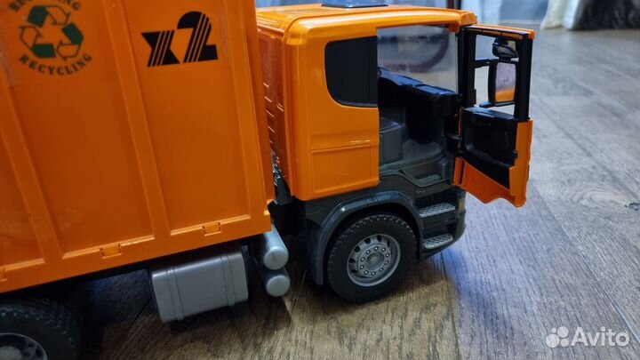 Брудер Bruder мусоровоз