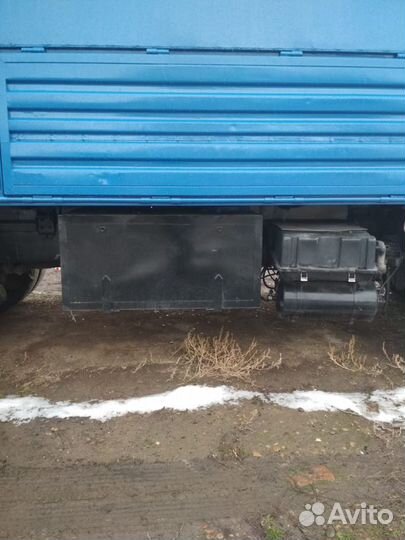 Продаю инструментальный ящик. маз камаз