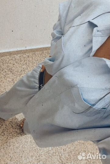 Шикарный костюм бренда christian