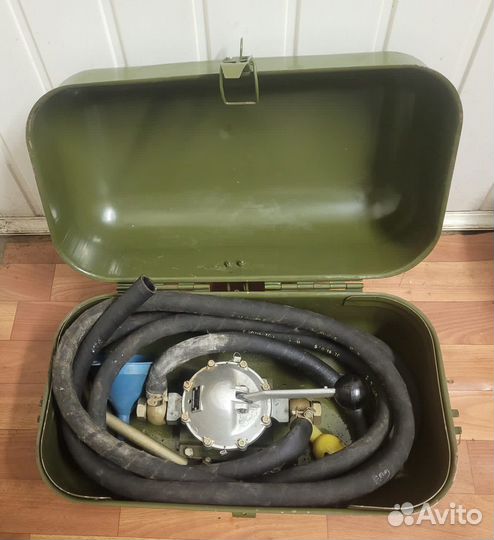 Топливоподкачивающий насос (ручной)