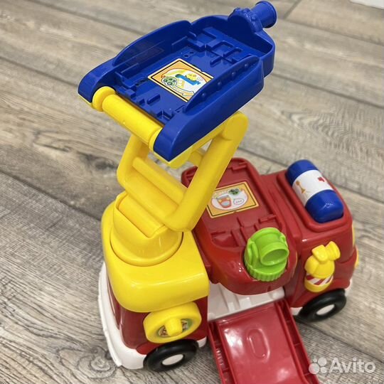 Интерактивная пожарная машина (свет, музыка)