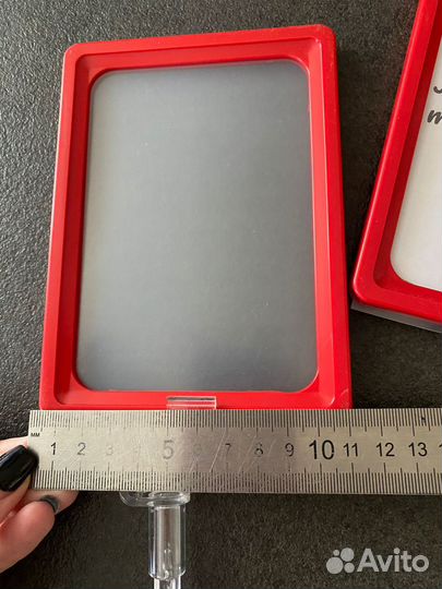 Пластиковая рамка. Держатель зажим