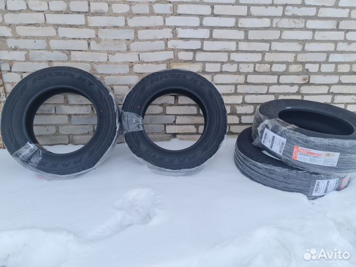 Maxxis Razr HT780 225/65 R17 105R