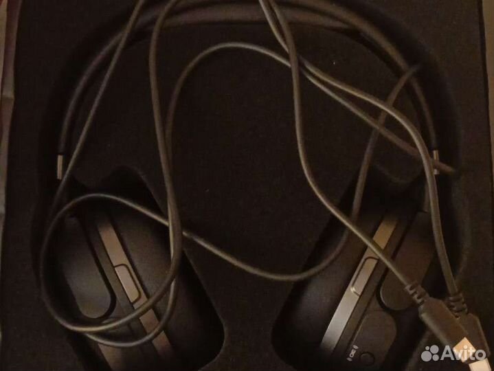 Игровые наушники HyperX cloud Orbit S