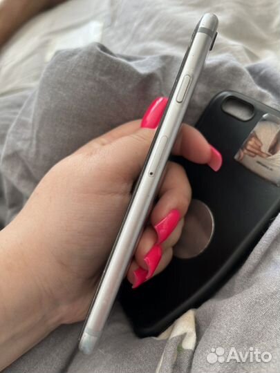 Телефон iPhone 6s 16гб