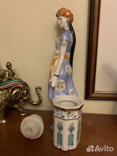 Статуэтка шамаханская царица. Дулево, 1957 г