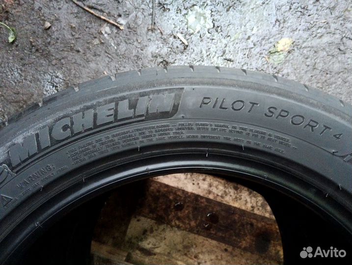 Michelin Pilot Sport 4 205/55 R16 94Y