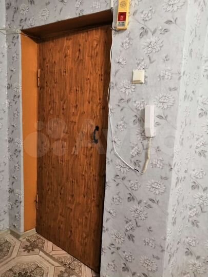 2-к. квартира, 65 м², 1/3 эт.