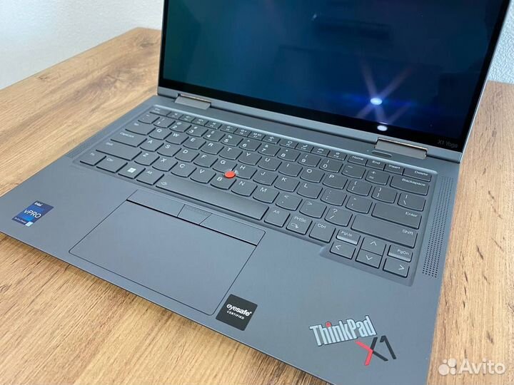 Lenovo Thinkpad X1 Yoga Gen 7