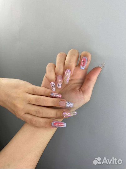 Мастер маникюра