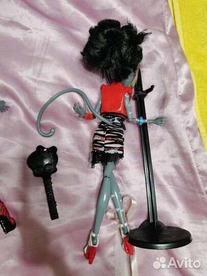 Куклы Монстер Хай Мяулодия Пурсифона зомби шейх