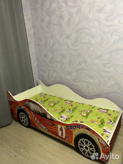 Детская кровать машина бу с матрасом