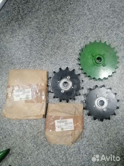 Звездочка John Deere IDG M7