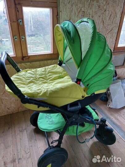 Коляска 3 в 1 Tutis Zippy