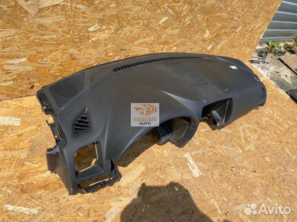 Торпеда / панель Mazda CX-5 (2011-2017)
