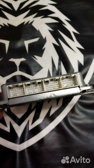 Блок управления двигателем Subaru 22611AP641