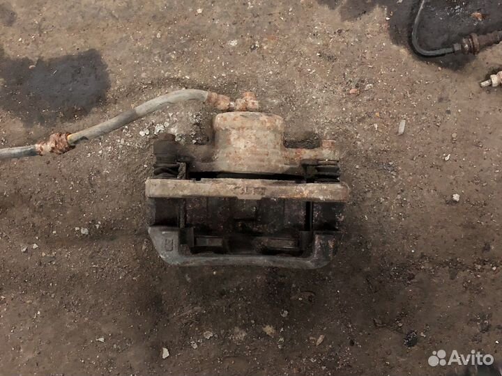 Chevrolet lacetti Суппорт