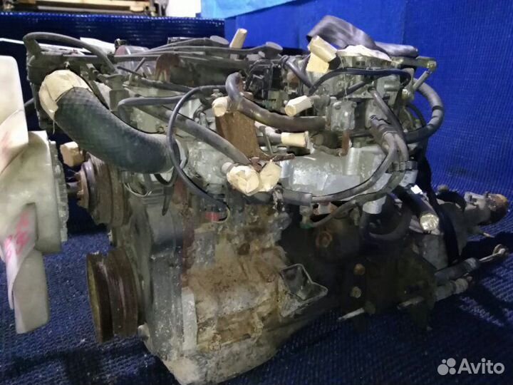 Двигатель Mitsubishi Delica Truck P13T 4G63 1995