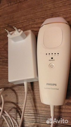 Фотоэпилятор Philips lumea Essential