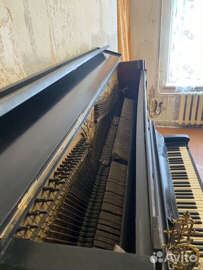 Антикварное Пианино (18век)