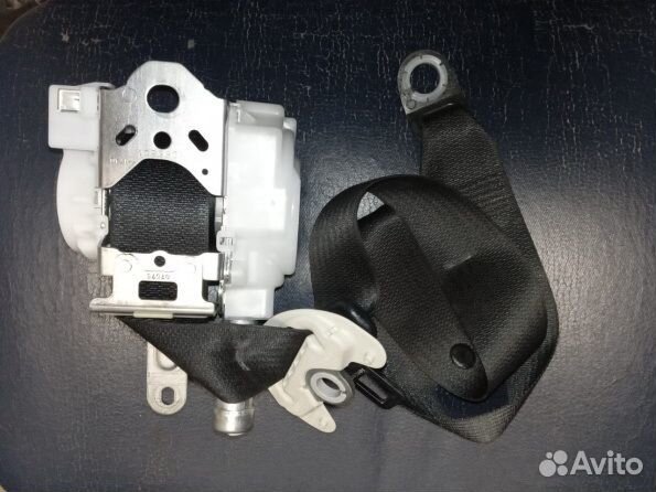 Ремень безопасности передний Lexus NX z10 (2014-20