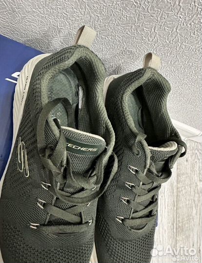 Мужские кроссовки sketchers 44