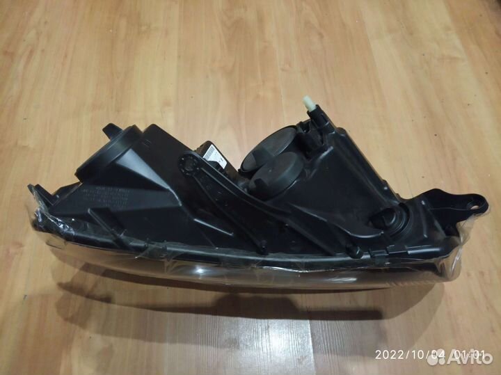 Фара передняя правая logan2014