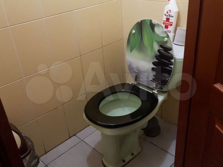 Комната 10 м² в 2-к., 1/2 эт.