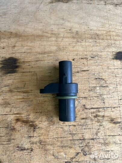 Датчик положения распредвала