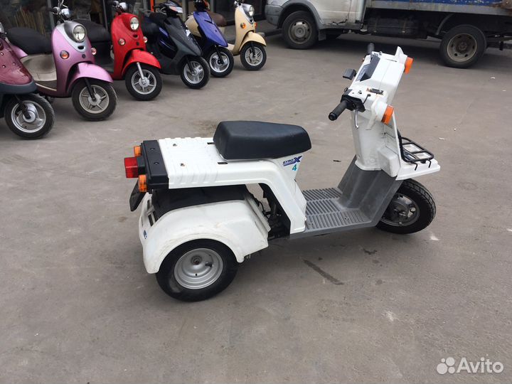 Скутер Honda GyroX4