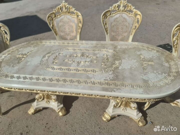 Стулья и столы