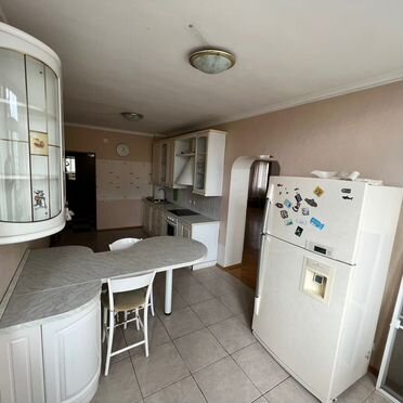 7-к. квартира, 320 м², 7/8 эт.
