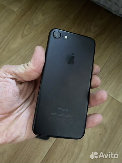 iPhone 7, 32 ГБ